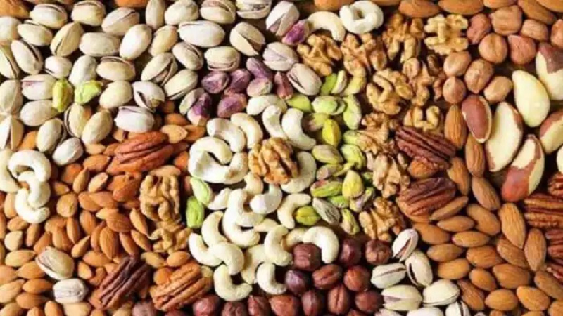 How Does Your Health Benefits By Eating Dry Fruits
