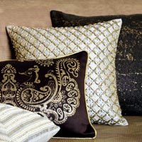 Decorative Cushions In Mumbai