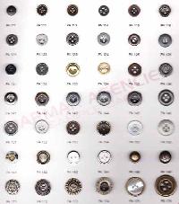 Metal Shirt Buttons In Delhi
