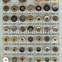 Natural Buttons In Delhi