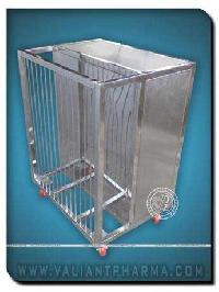 Wire Mesh Trolley In Ahmedabad